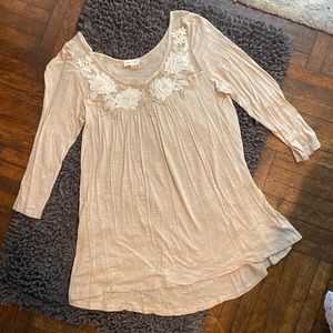 Anthropologie Meadow Rue Applique Tunic Top